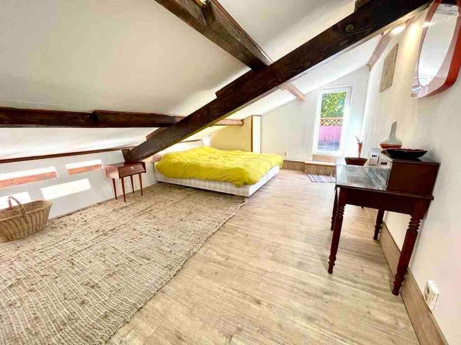 Charmante Maison Dans Jardin, Calme, 55M2- 2Ch, Metro, Tres Proche Paris Витри сюр Сен Екстериор снимка
